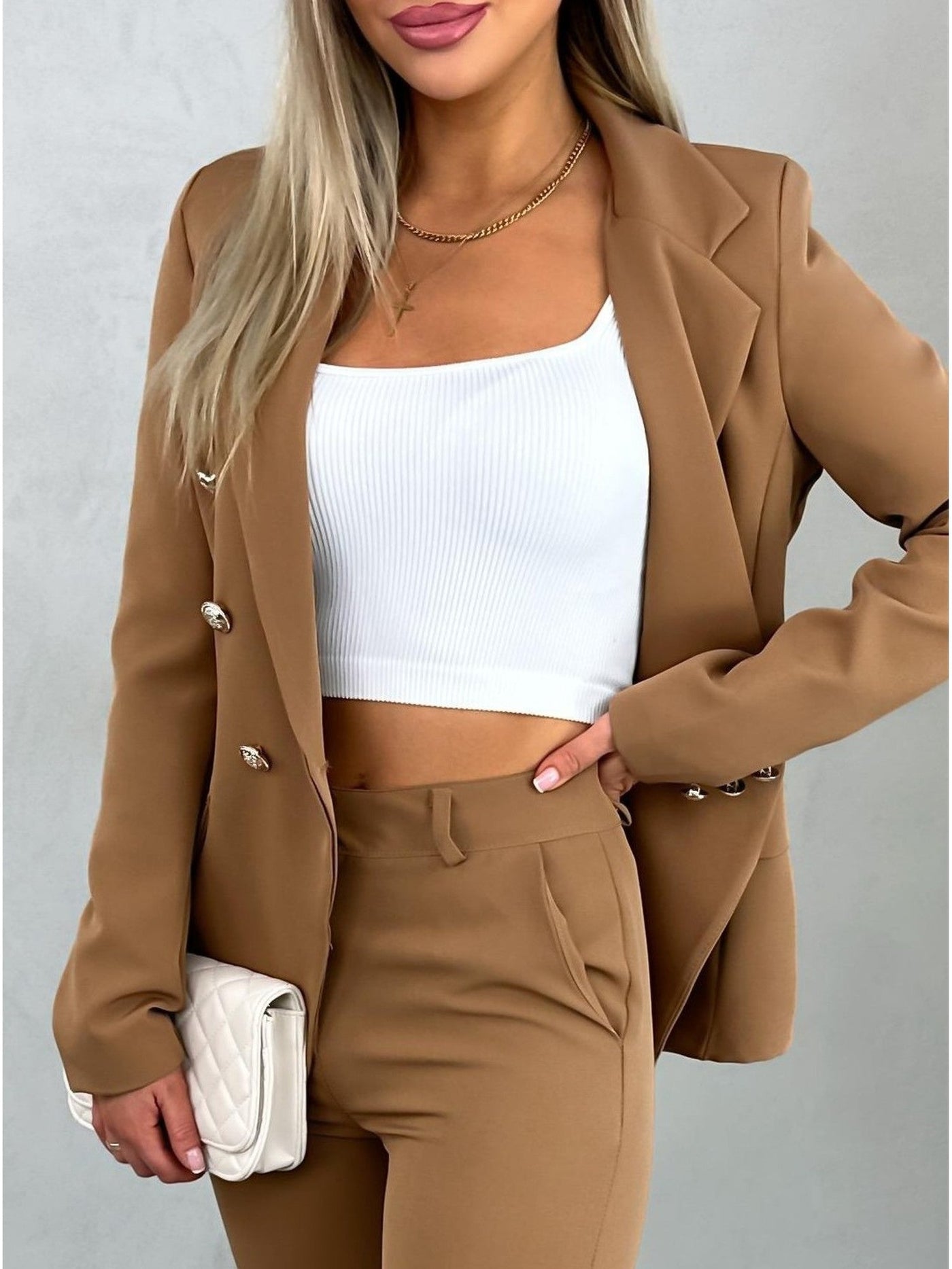 Camille  -  Ikonisk, slank og elegant dress